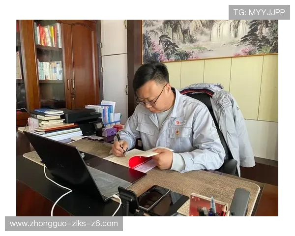 尊龙凯时中国人生:分析职业发展中的挑战与应对策略 尊龙凯时中国人生:分析职业发展中的挑战与应对策略
